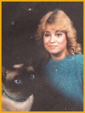      Mara Sue
   and her cat,
"Mouse"... 1985